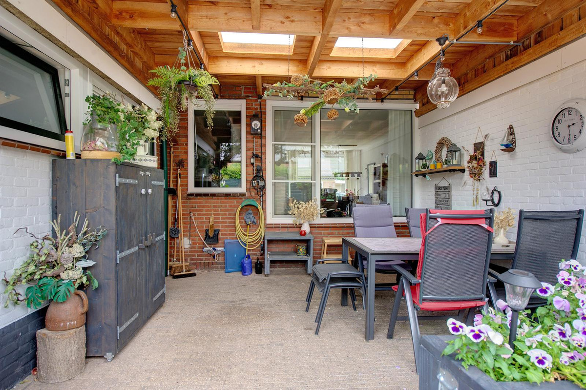 Tussenwoning te koop: Gladiolenstraat 48, Sappemeer