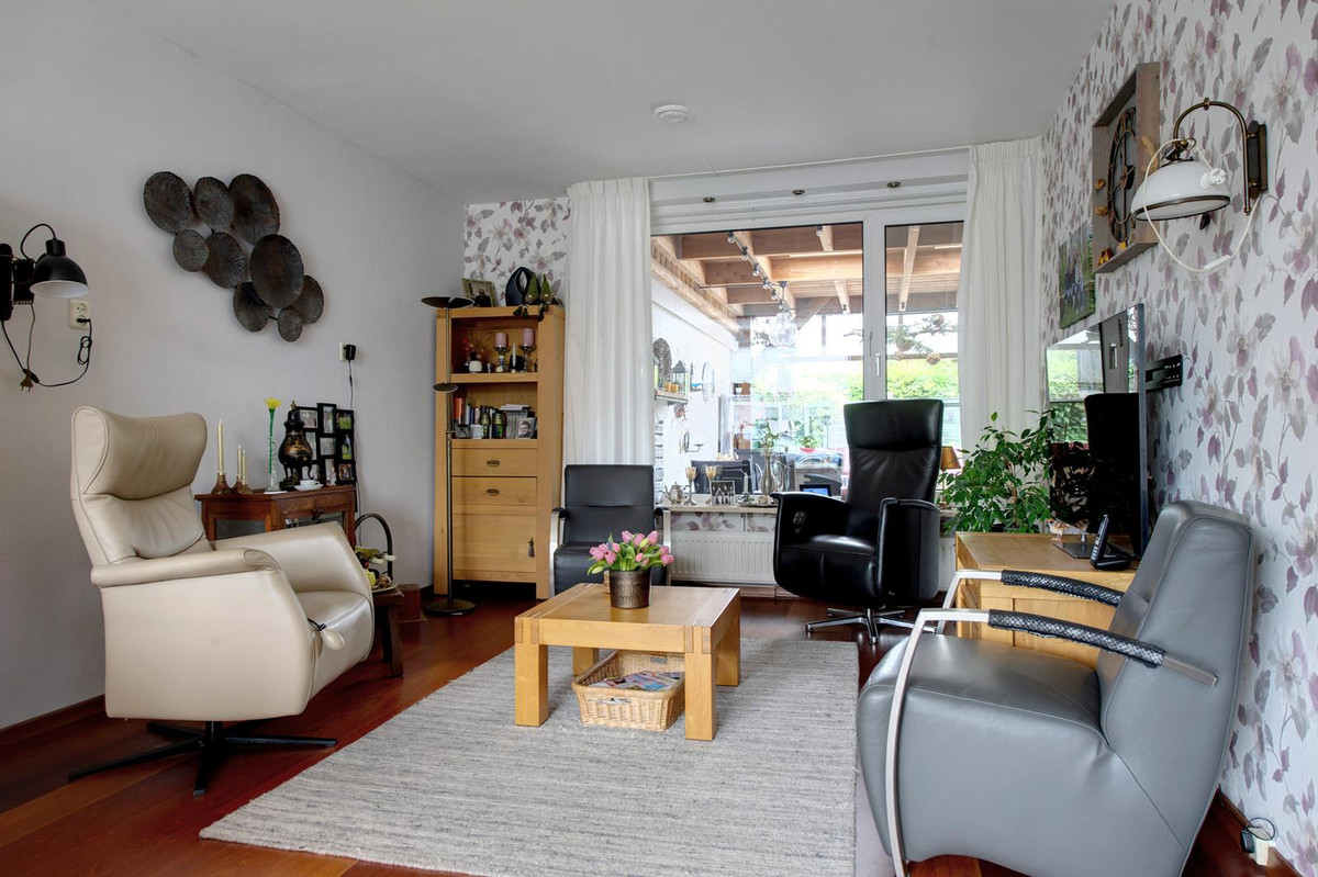 Tussenwoning te koop: Gladiolenstraat 48, Sappemeer