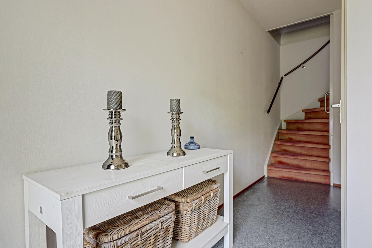 Tussenwoning te koop: Nieuwe Ommoordseweg 74, Rotterdam