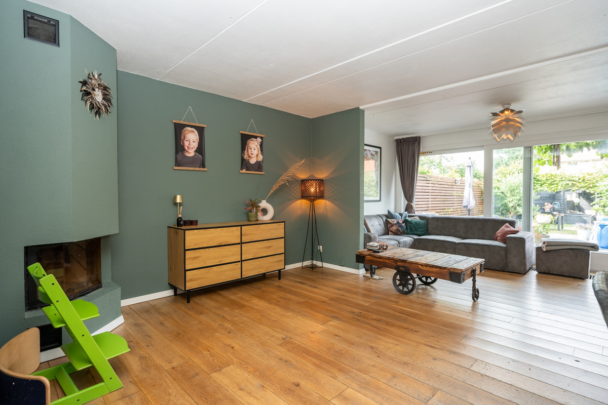 Tussenwoning te koop: Schoorwal 3, Den Burg