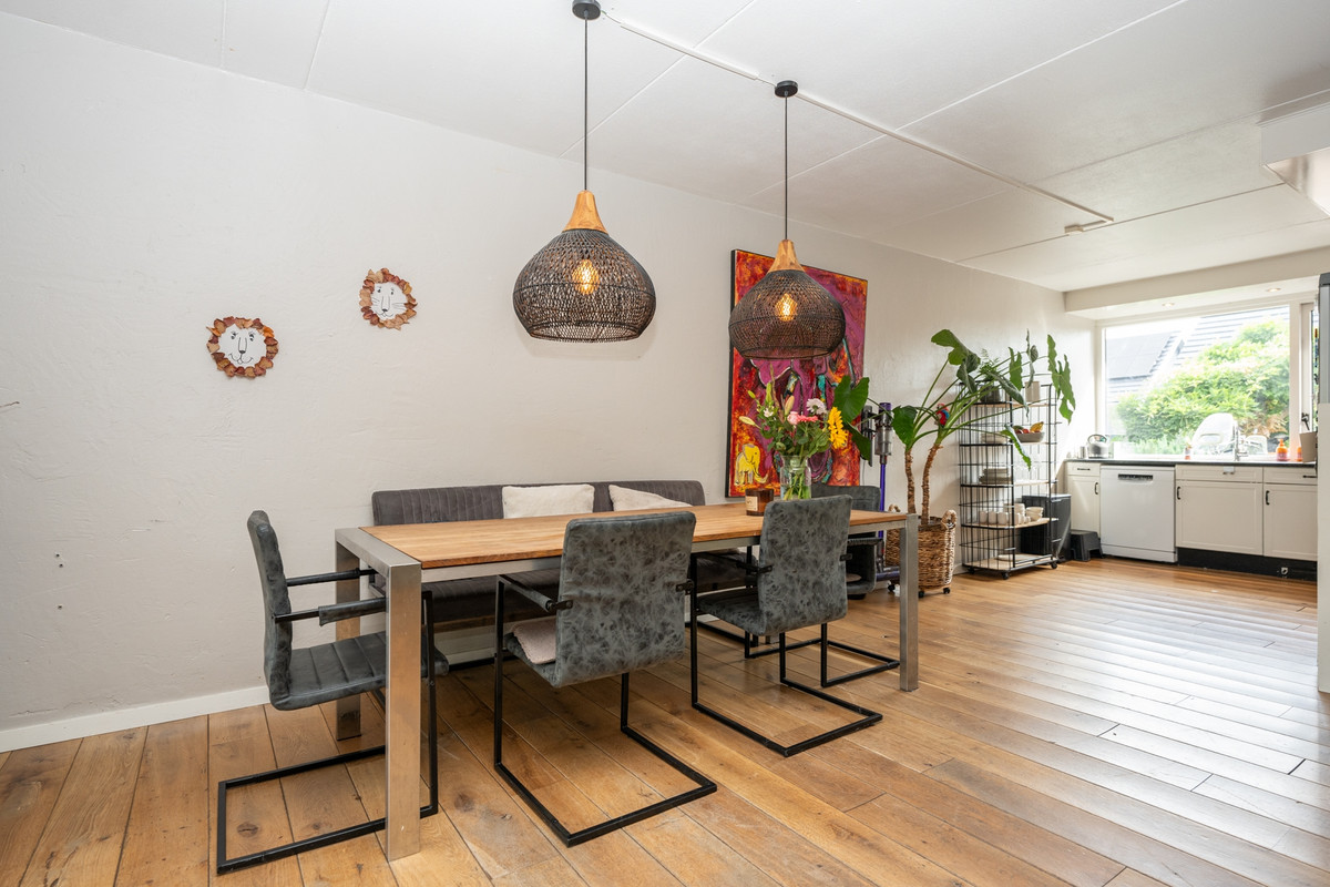 Tussenwoning te koop: Schoorwal 3, Den Burg