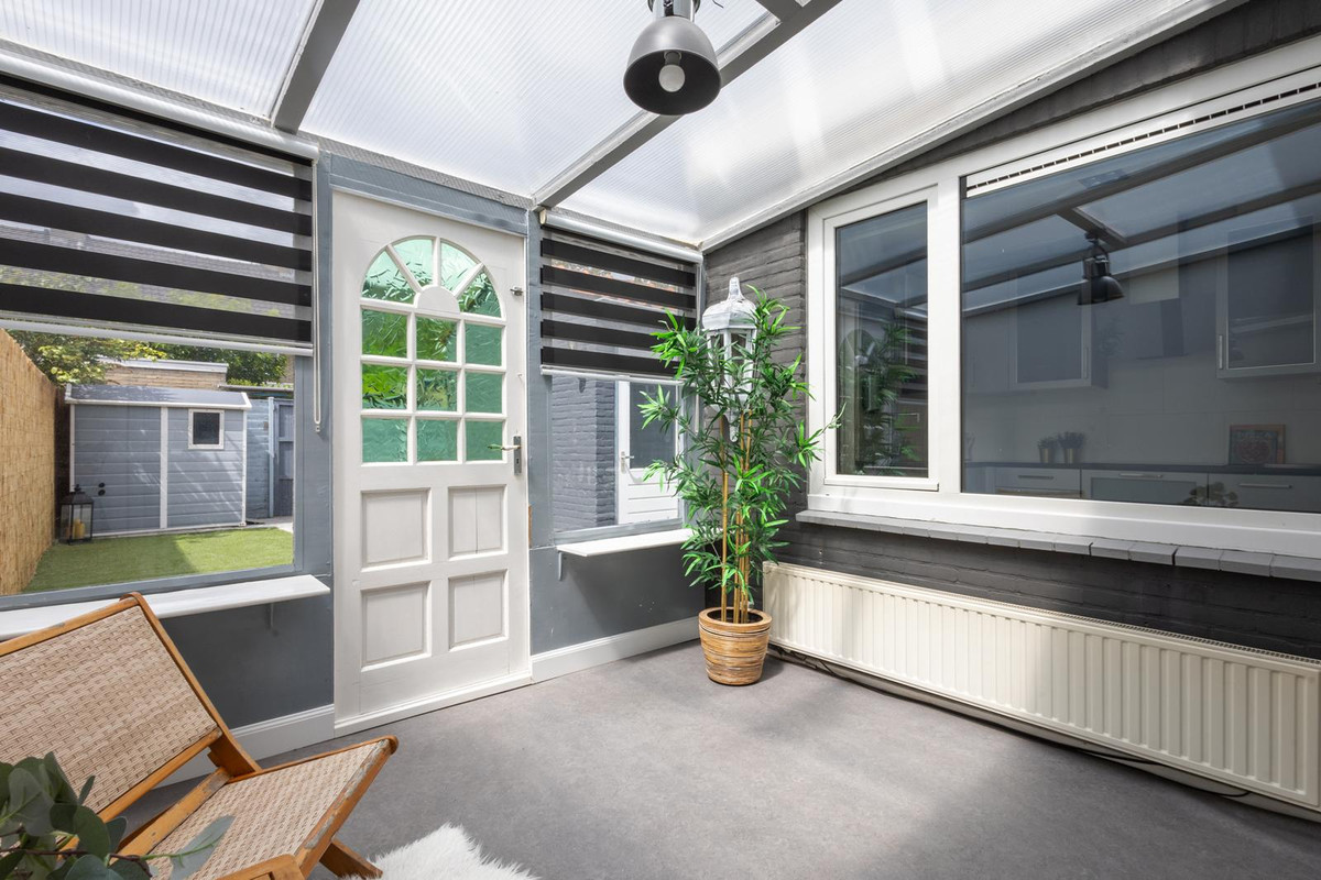 Tussenwoning te koop: Pieter de Hooghstraat 3, Terneuzen