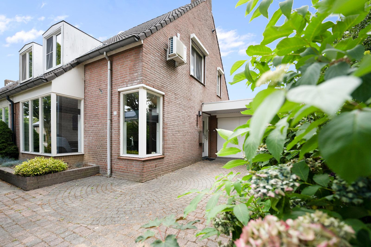 Hoekwoning te koop: Caeciliastraat 31, Guttecoven