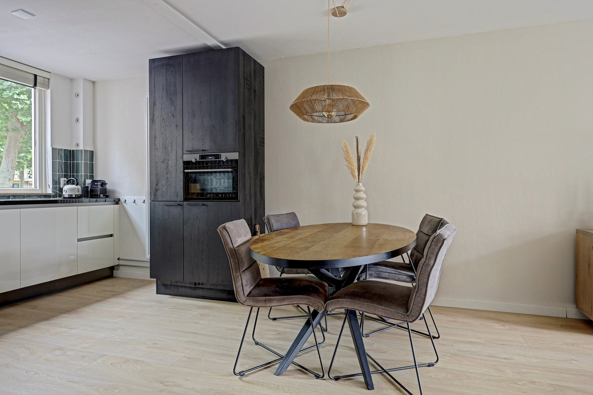 Tussenwoning te koop: Edisonstraat 141, Kudelstaart
