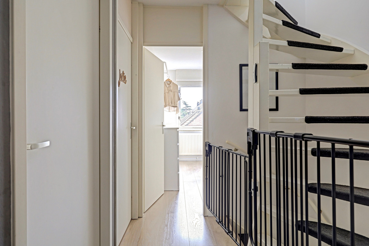 Tussenwoning te koop: Edisonstraat 141, Kudelstaart
