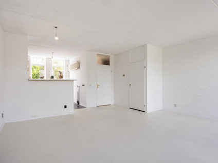 D U Stikkerstraat 8