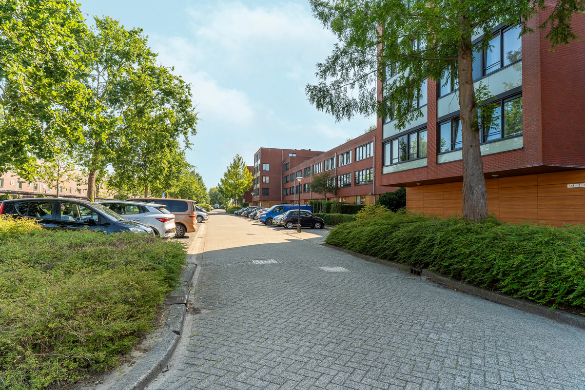 Appartement te koop: Laan der V.O.C. 346, Almere