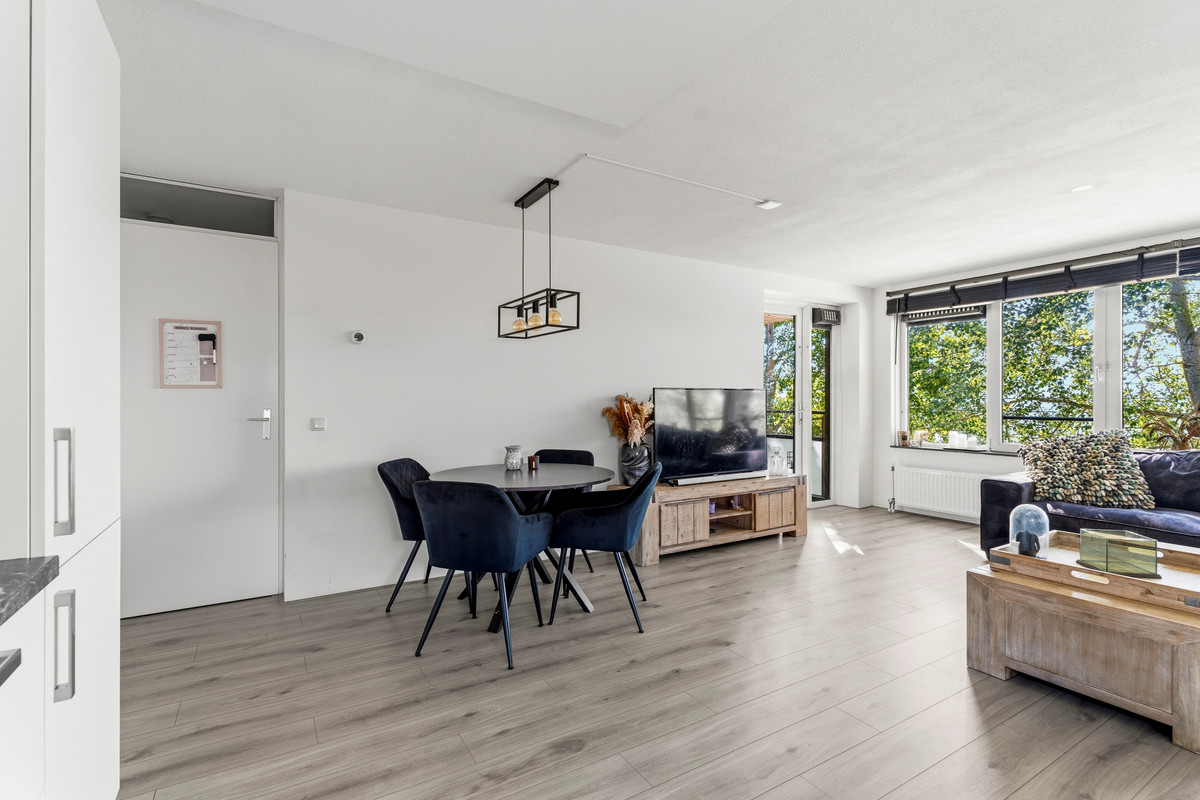 Appartement te koop: Laan der V.O.C. 346, Almere