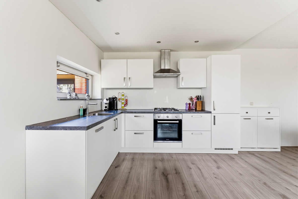 Appartement te koop: Laan der V.O.C. 346, Almere