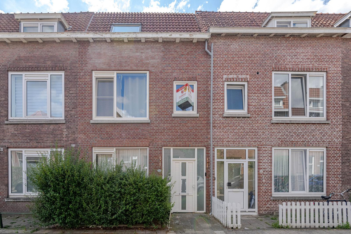 Tussenwoning te koop: Boekweitstraat 37, Rotterdam