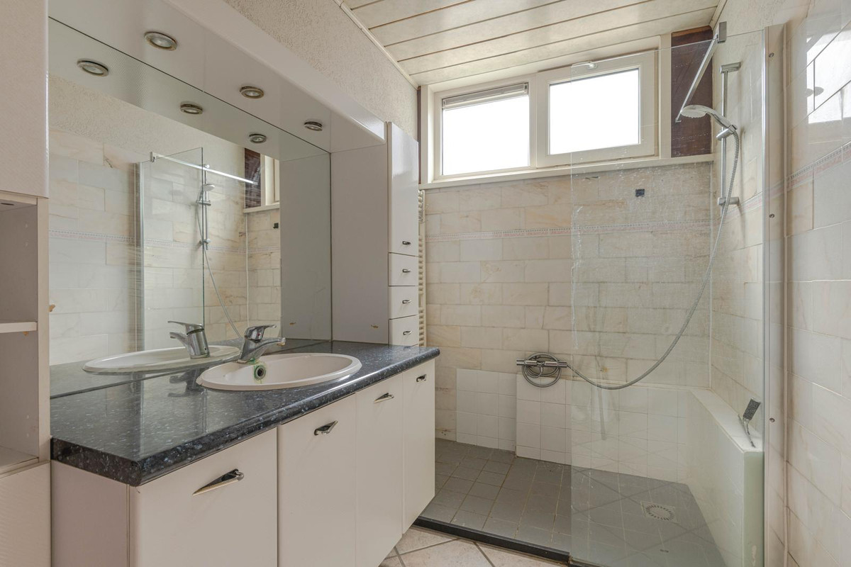 Tussenwoning te koop: Boekweitstraat 37, Rotterdam