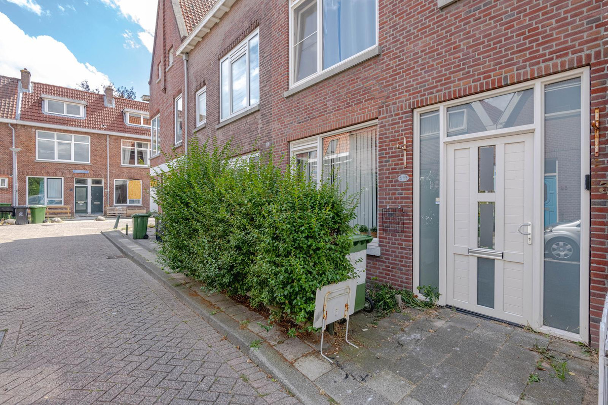 Tussenwoning te koop: Boekweitstraat 37, Rotterdam