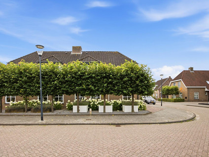 Middenakker 37