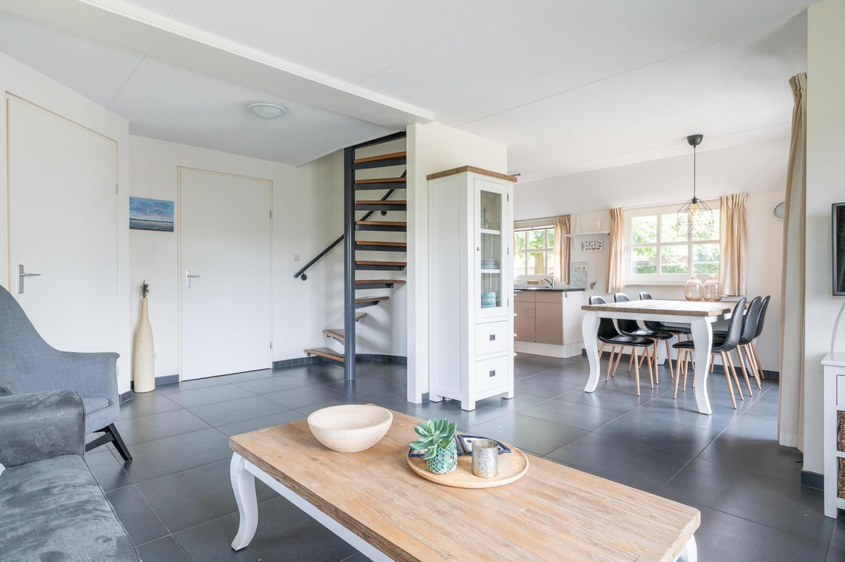 Vrijstaande woning te koop: Veneweg 193-21, Wanneperveen