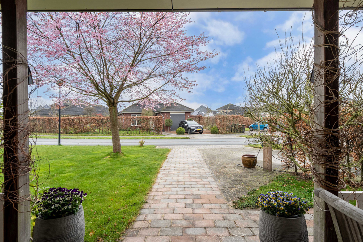 Vrijstaande woning te koop: Vennendal 55, Lelystad