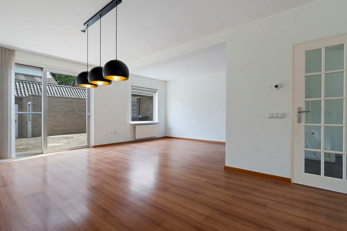 Tussenwoning te koop: Rietbeek 38, Geleen