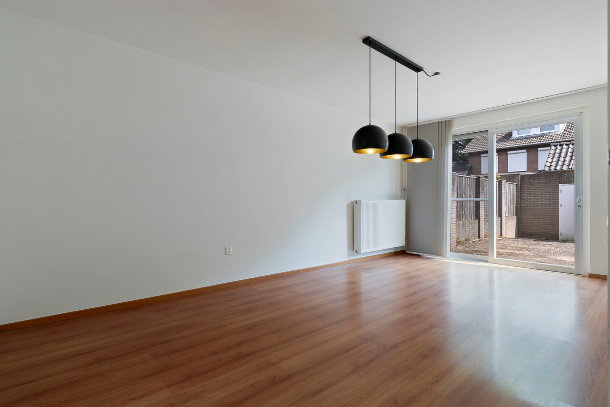 Tussenwoning te koop: Rietbeek 38, Geleen