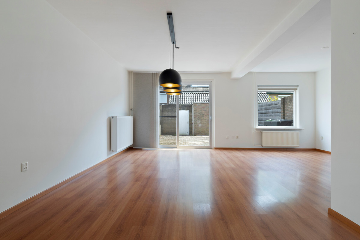 Tussenwoning te koop: Rietbeek 38, Geleen