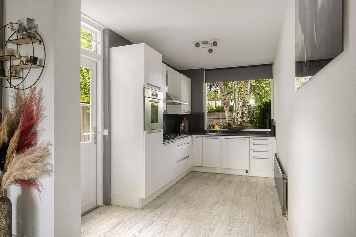 Tussenwoning te koop: Heubergerstraat 55, Tilburg