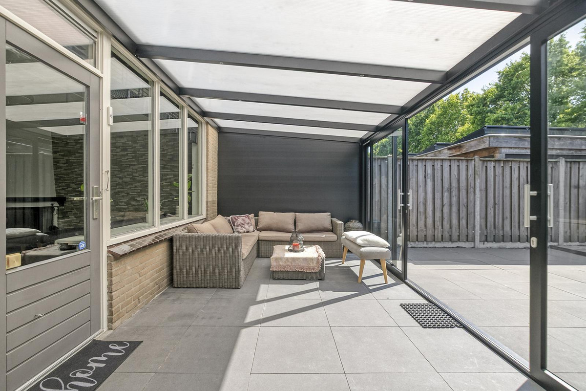 Tussenwoning te koop: Neckarstraat 6, Lelystad