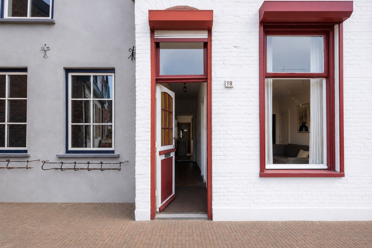Tussenwoning te koop: Lange Kerkstraat 13, Terneuzen