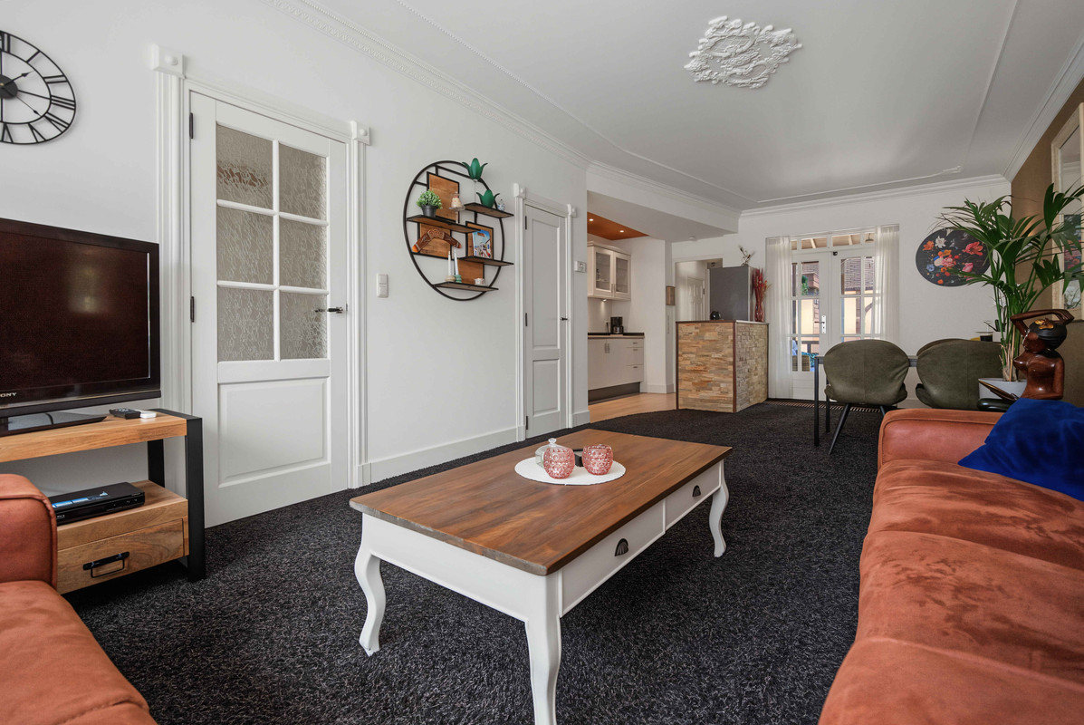 Tussenwoning te koop: Alkmaarseweg 209, Beverwijk