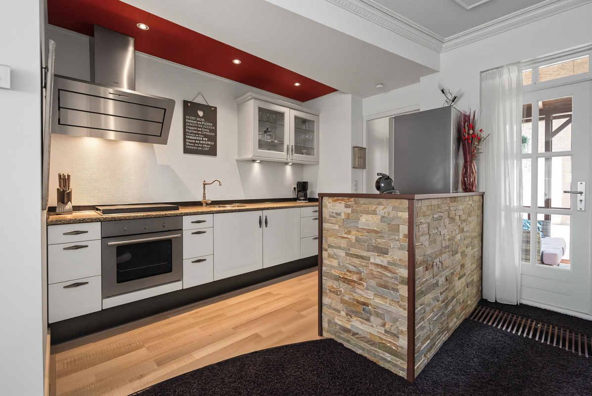 Tussenwoning te koop: Alkmaarseweg 209, Beverwijk