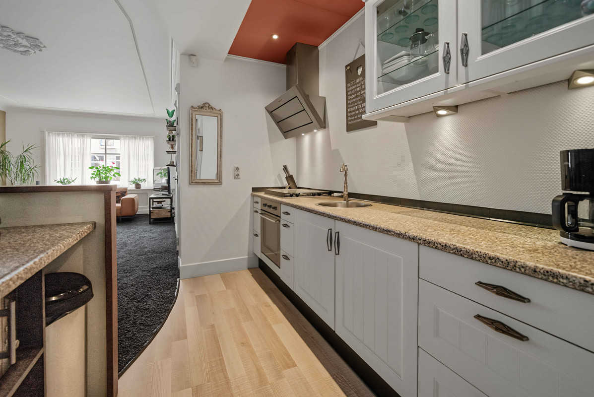 Tussenwoning te koop: Alkmaarseweg 209, Beverwijk