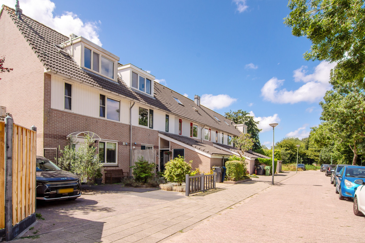 Tussenwoning te koop: Fauststraat 21, Alkmaar