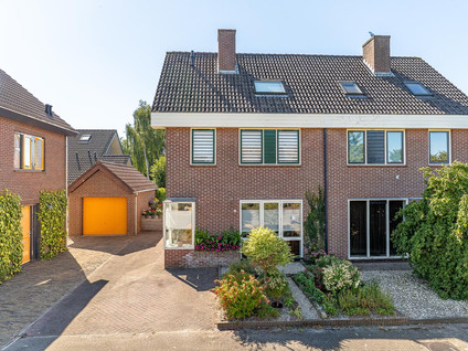 Essenakker 9