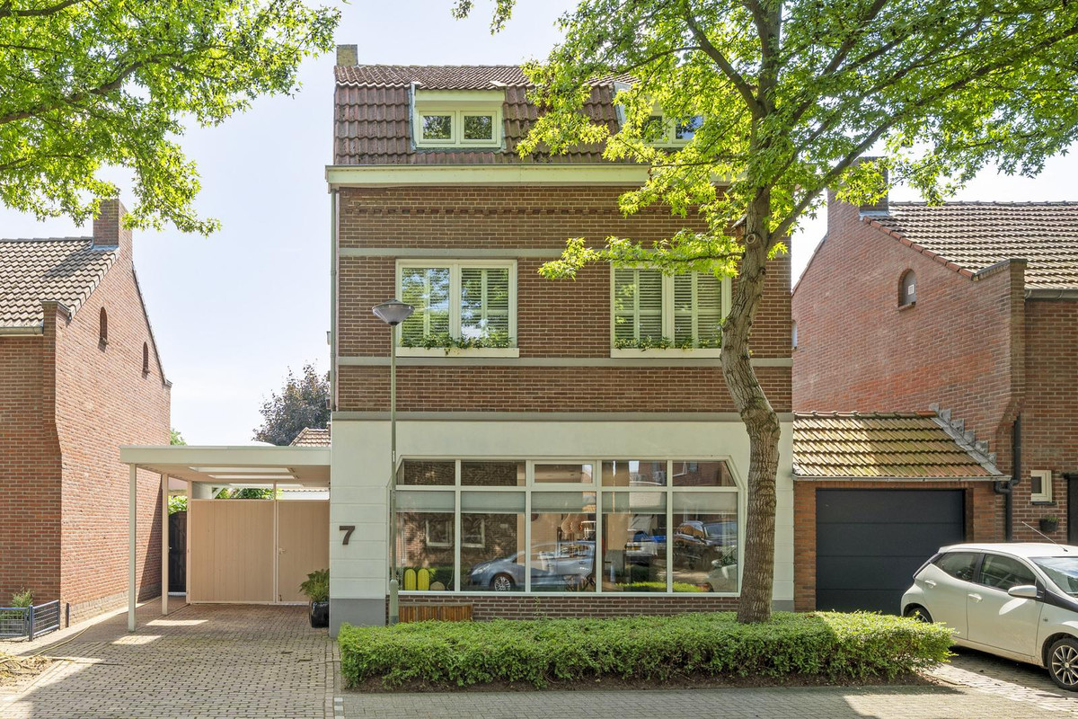 Hoekwoning te koop: Tulpenstraat 7, Sittard
