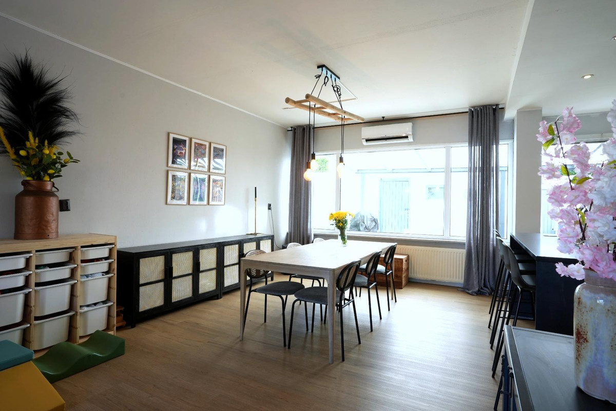 Tussenwoning te koop: Loobeek 38, Geleen
