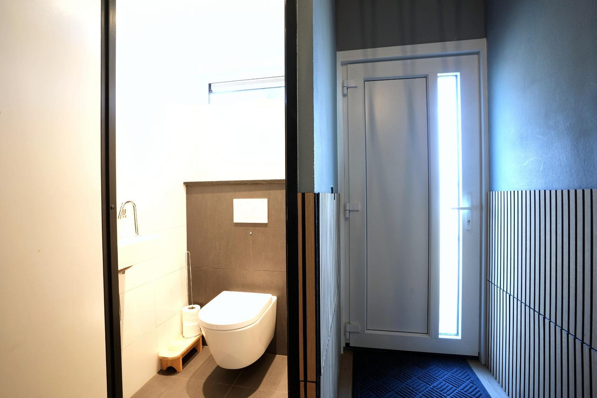 Tussenwoning te koop: Loobeek 38, Geleen
