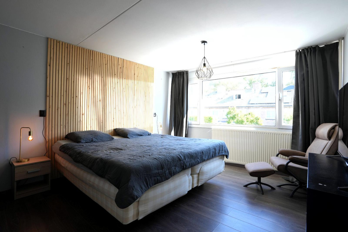 Tussenwoning te koop: Loobeek 38, Geleen