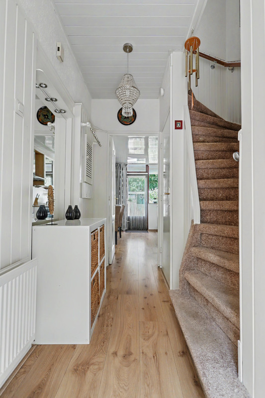 Tussenwoning te koop: Korhoenlaan 28, Zeist