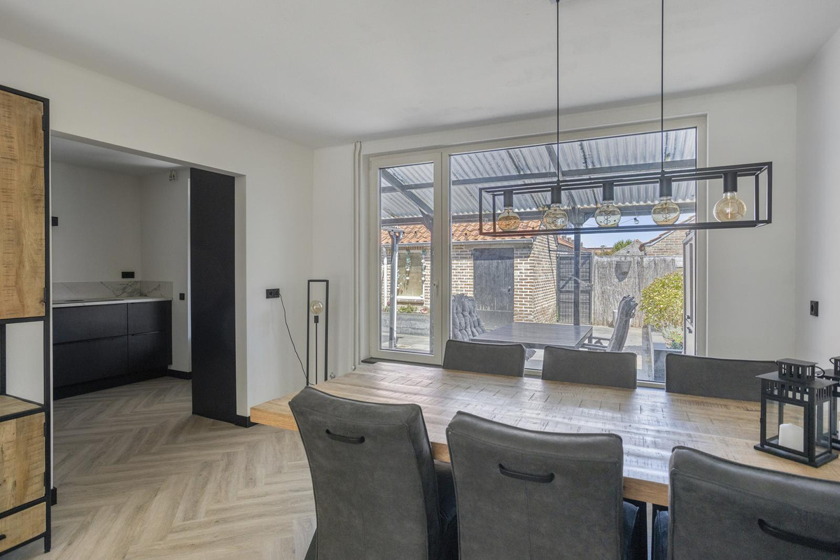 Tussenwoning te koop: Braillestraat 9, Grave