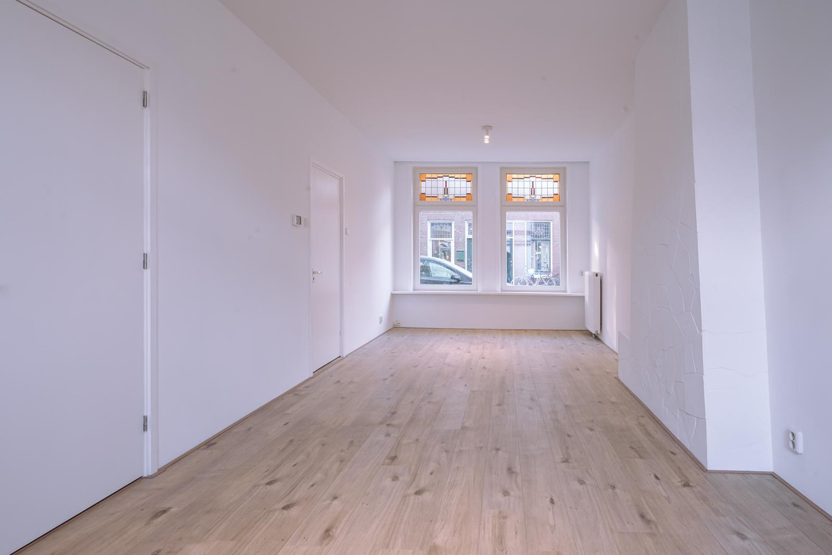 Tussenwoning te huur: Tugelastraat 64, Haarlem