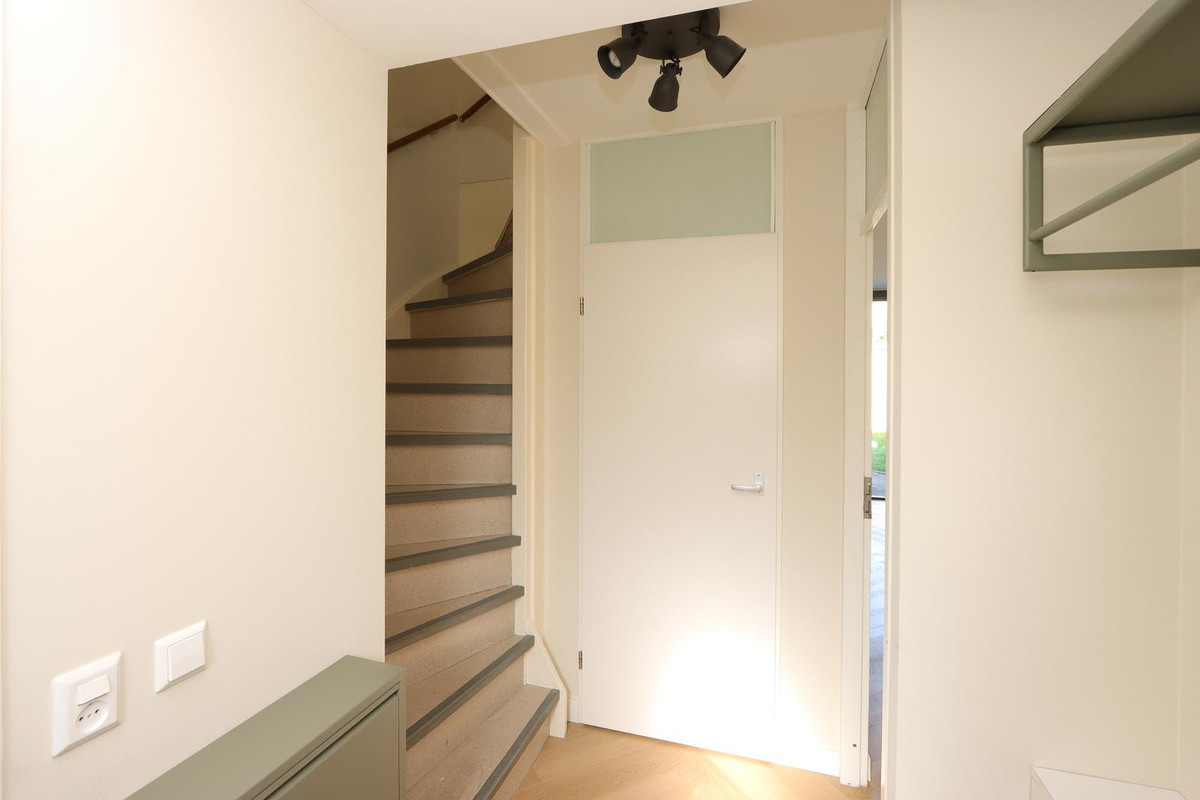 Tussenwoning te koop: Beatlesweg 11, Almere