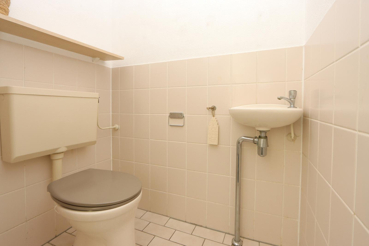 Tussenwoning te koop: Beatlesweg 11, Almere