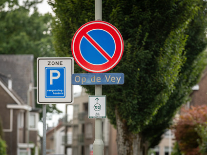 Op de Vey 8
