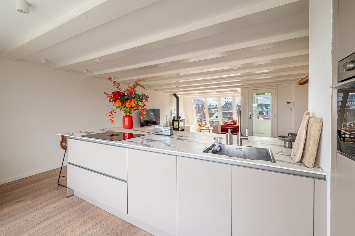 Appartement te huur: Spuistraat 105G, Amsterdam