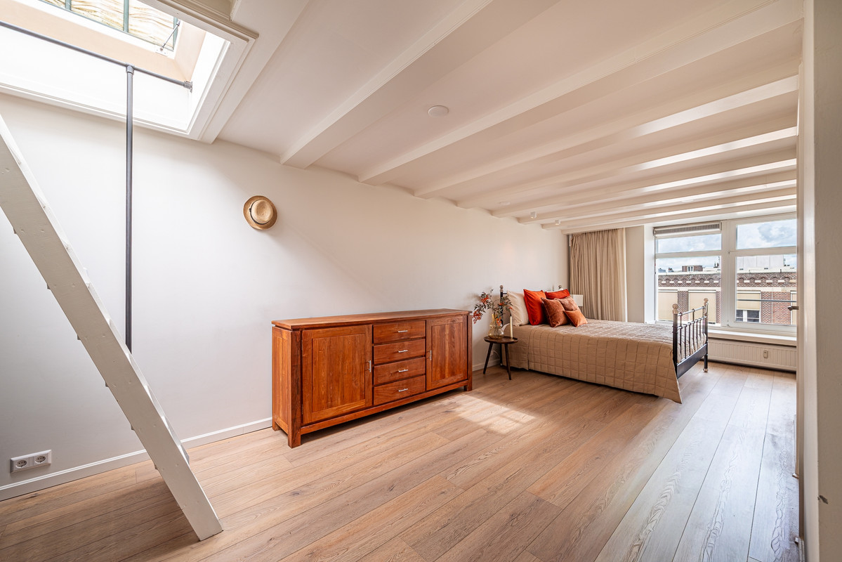 Appartement te huur: Spuistraat 105G, Amsterdam