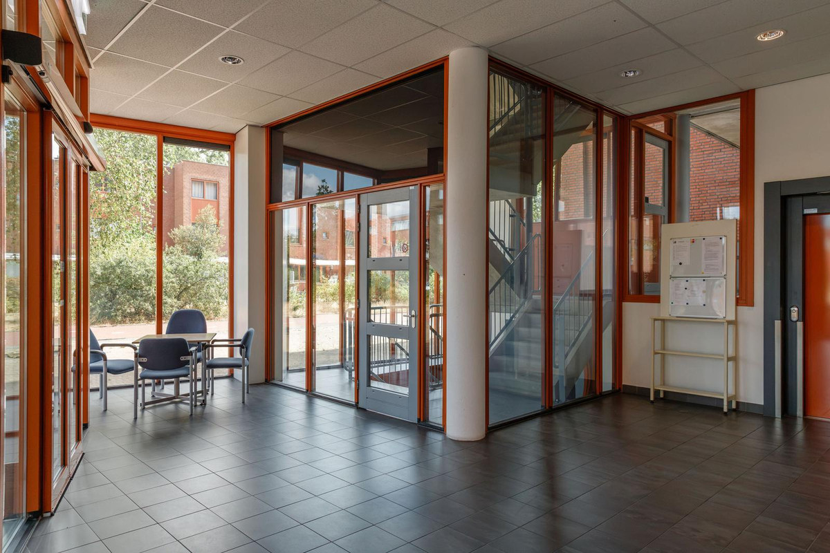 Appartement te koop: van der Hoopstraat 57B, Beverwijk