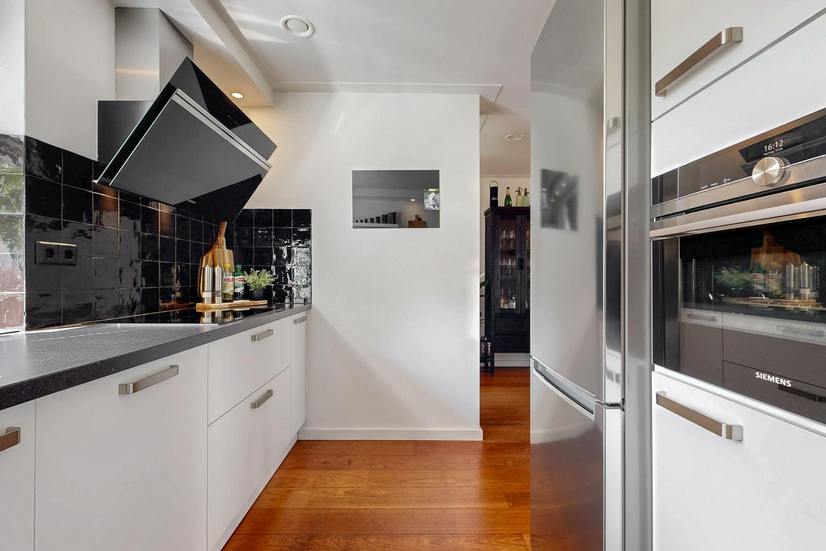 Tussenwoning te koop: Count Basielaan 40, Beverwijk