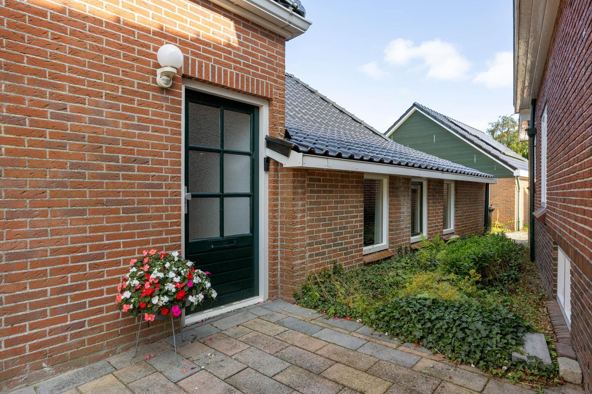 Vrijstaande woning te koop: Hoofdweg 7, Siddeburen