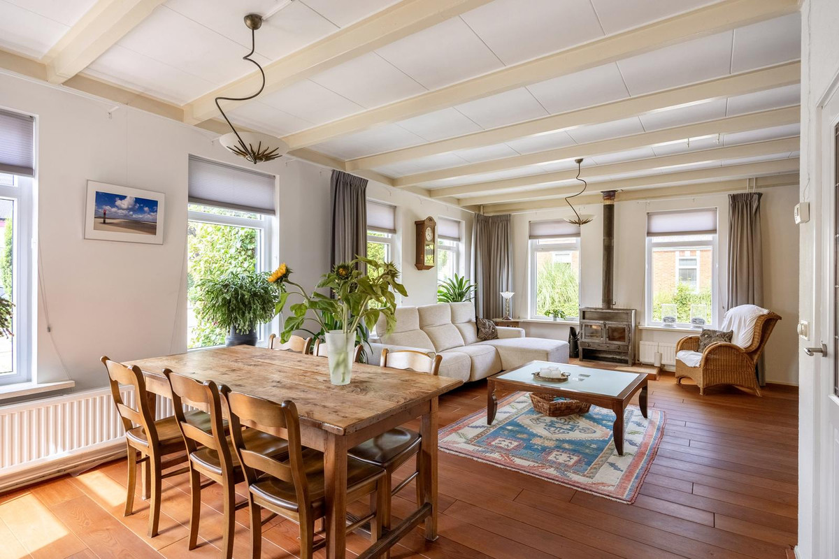 Vrijstaande woning te koop: Hoofdweg 7, Siddeburen