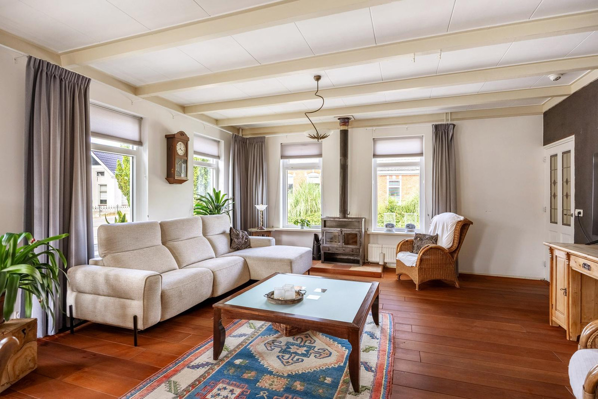 Vrijstaande woning te koop: Hoofdweg 7, Siddeburen