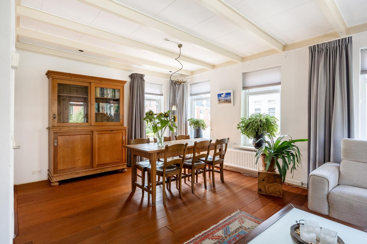 Vrijstaande woning te koop: Hoofdweg 7, Siddeburen