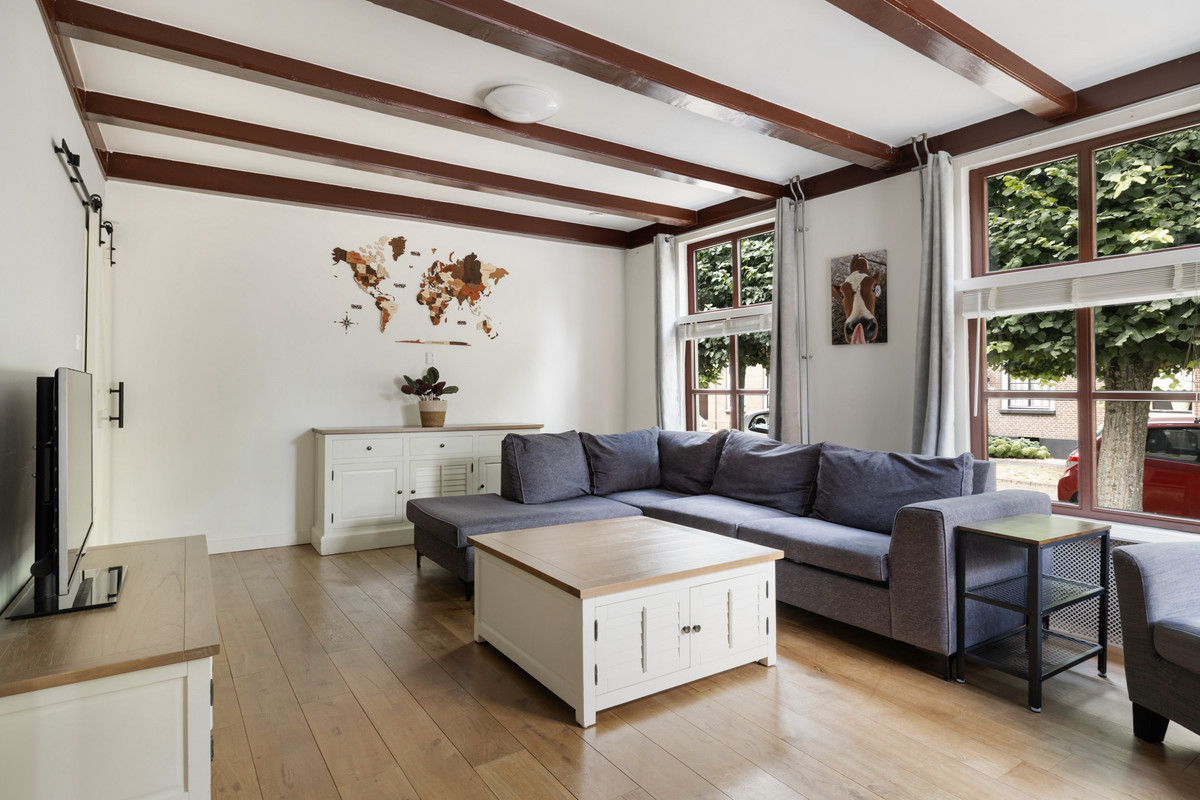 Hoekwoning te koop: Voorstraat 11, Beesd