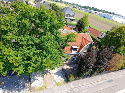 Middenweg 14